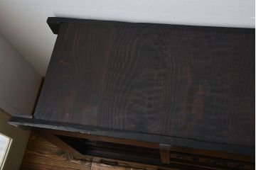 アンティーク家具　古民具・骨董　京都産の重厚な二段重ね六尺水屋箪笥