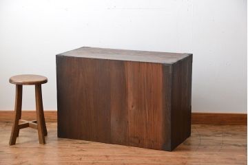 アンティーク家具　アンティーク　桐材!金具が立派な時代箪笥ローボード(1、桐箪笥、桐たんす)