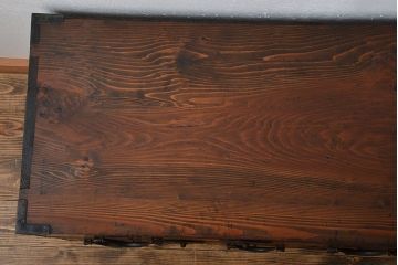 アンティーク家具　アンティーク　桐材!金具が立派な時代箪笥ローボード(2、桐箪笥、桐たんす)