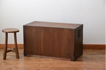 アンティーク家具　アンティーク　桐材!金具が立派な時代箪笥ローボード(2、桐箪笥、桐たんす)
