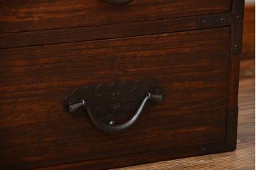 アンティーク家具　アンティーク　桐材!金具が立派な時代箪笥ローボード(3、桐箪笥、桐たんす)