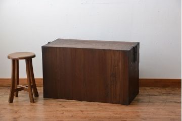 アンティーク家具　アンティーク　桐材!金具が立派な時代箪笥ローボード(3、桐箪笥、桐たんす)