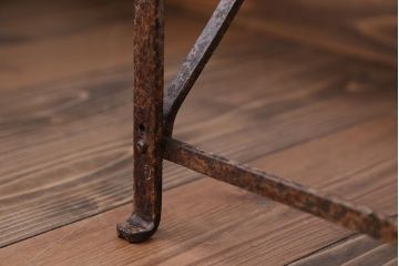 アンティーク雑貨　アンティーク　ジャンクスタイル!オリジナルペイントの踏み台(飾り棚)