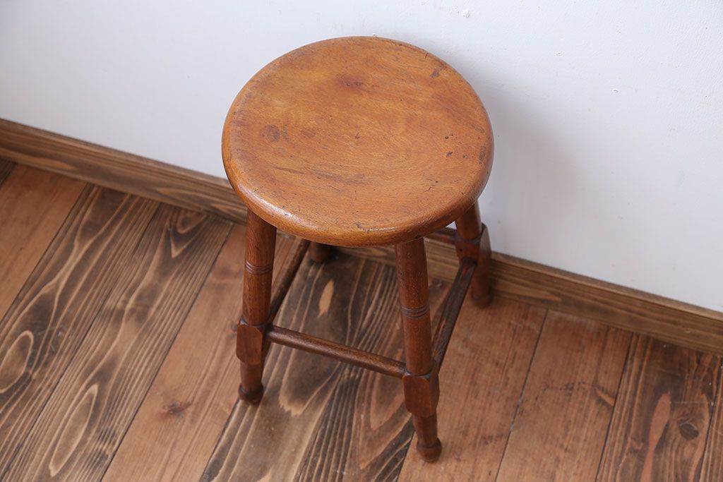 レトロ家具　昭和レトロ　飴色のかわいいアンティーク丸スツール