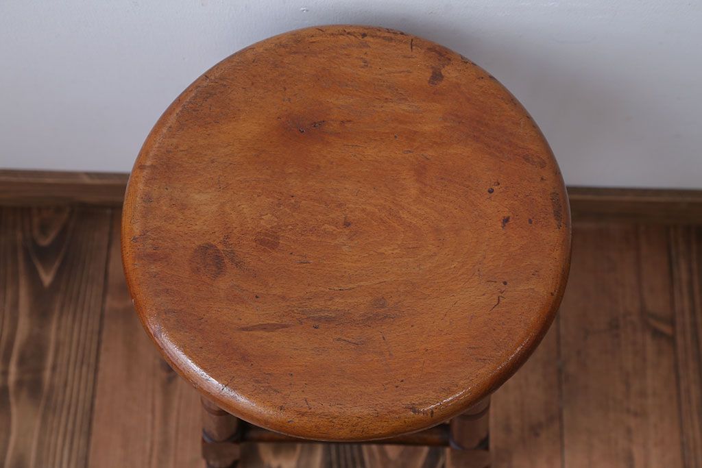 レトロ家具　昭和レトロ　飴色のかわいいアンティーク丸スツール