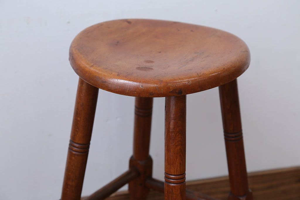 レトロ家具　昭和レトロ　飴色のかわいいアンティーク丸スツール