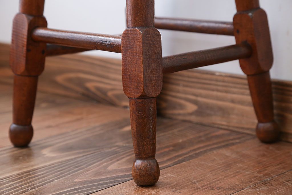 レトロ家具　昭和レトロ　飴色のかわいいアンティーク丸スツール