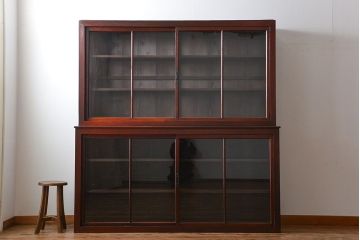 アンティーク家具　和製アンティーク　古い木製の引き戸付き大型重ね収納棚