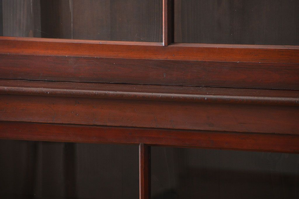 アンティーク家具　和製アンティーク　古い木製の引き戸付き大型重ね収納棚