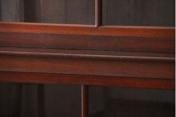 アンティーク家具　和製アンティーク　古い木製の引き戸付き大型重ね収納棚