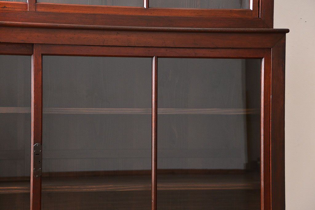 アンティーク家具　和製アンティーク　古い木製の引き戸付き大型重ね収納棚