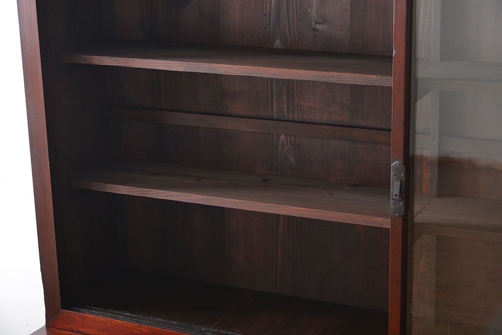 アンティーク家具　和製アンティーク　古い木製の引き戸付き大型重ね収納棚