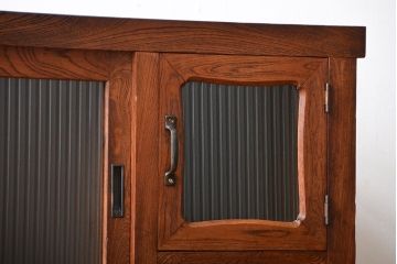 アンティーク家具　和製アンティーク　モールガラス入り!前面欅材の大ぶりな脚付き収納棚