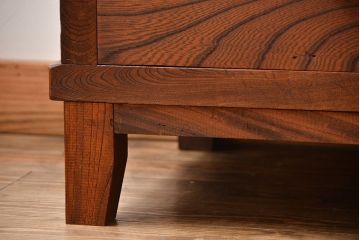 アンティーク家具　和製アンティーク　モールガラス入り!前面欅材の大ぶりな脚付き収納棚