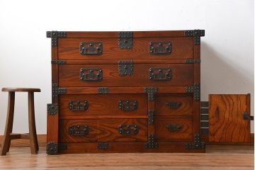 中古　民芸家具　欅材!重量感のある高級帳場箪笥