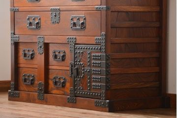 中古　民芸家具　欅材!重量感のある高級帳場箪笥