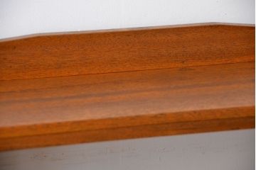 アンティーク家具　アンティーク　ナチュラルな木味のシンプルな本棚