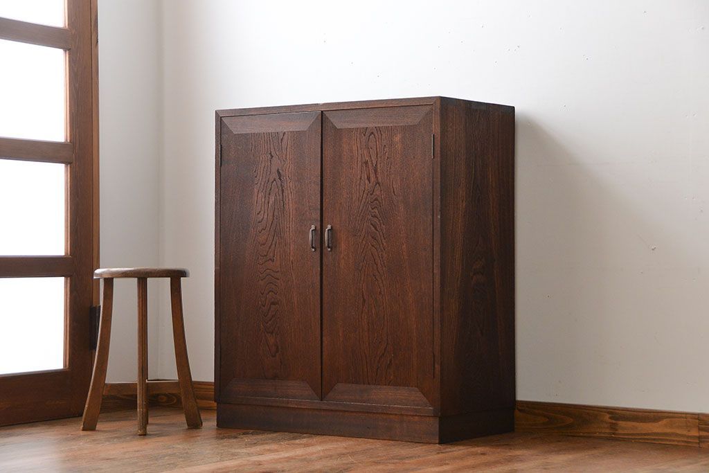 アンティーク家具　和製アンティーク　古い無垢材の木製戸棚