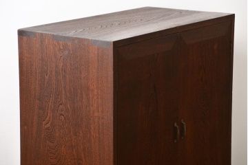 アンティーク家具　和製アンティーク　古い無垢材の木製戸棚