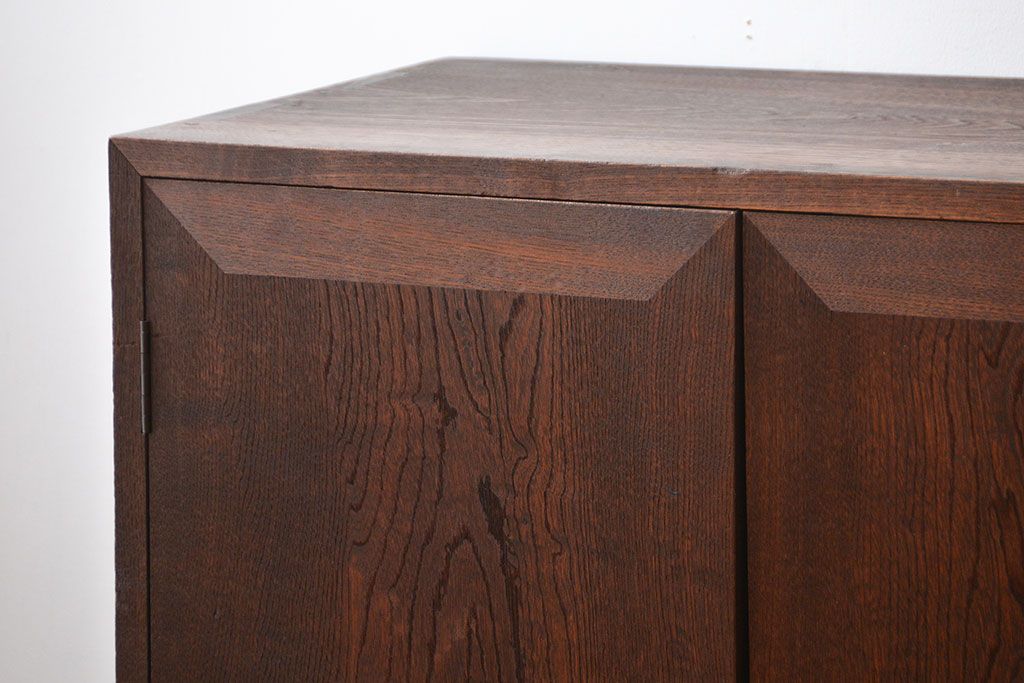 アンティーク家具　和製アンティーク　古い無垢材の木製戸棚