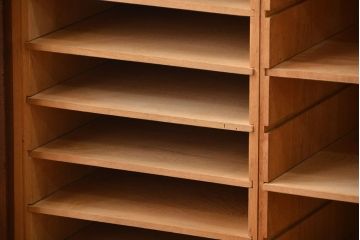 アンティーク家具　和製アンティーク　古い無垢材の木製戸棚