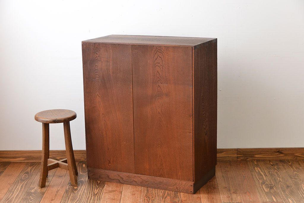 アンティーク家具　和製アンティーク　古い無垢材の木製戸棚