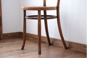 アンティーク家具　イギリスアンティーク　おしゃれなダブルループベントウッドチェア(トーネット・バルーンバック)(1)