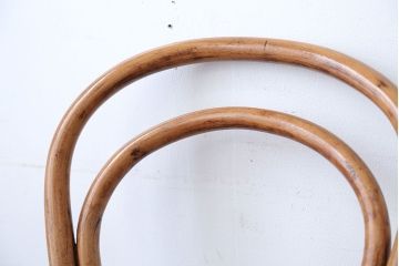アンティーク家具　イギリスアンティーク　おしゃれなダブルループベントウッドチェア(トーネット・バルーンバック)(1)