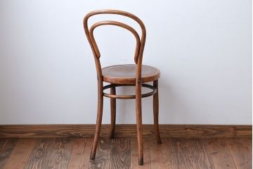 アンティーク家具　イギリスアンティーク　おしゃれなダブルループベントウッドチェア(トーネット・バルーンバック)(1)