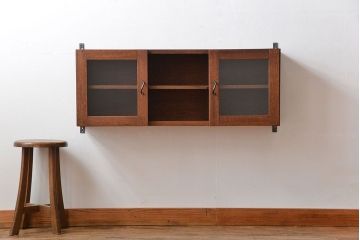 アンティーク家具　アンティーク　古い木製のお洒落な壁掛けキャビネット
