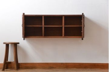 アンティーク家具　アンティーク　古い木製のお洒落な壁掛けキャビネット