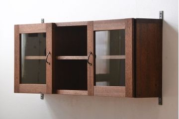 アンティーク家具　アンティーク　古い木製のお洒落な壁掛けキャビネット