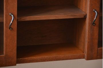 アンティーク家具　アンティーク　古い木製のお洒落な壁掛けキャビネット