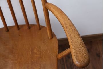 ヴィンテージ家具　イギリスビンテージ　クエーカーアームチェア(1)