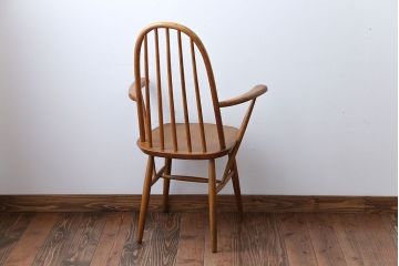 ヴィンテージ家具　イギリスビンテージ　クエーカーアームチェア(2)