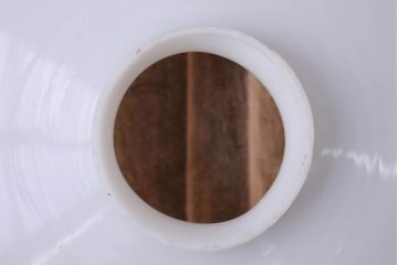 和製アンティーク　昭和レトロな白いガラス平笠照明2個セット(4)