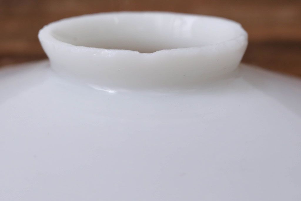 和製アンティーク　昭和レトロな白いガラス平笠照明2個セット(4)