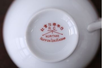アンティーク雑貨　アンティーク　オールドノリタケ・カップ&ソーサー6客とプレート1枚セット