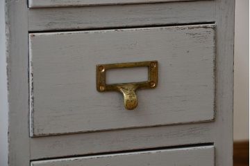 アンティーク家具　アンティークペイント　ネームプレート付き小引き出し