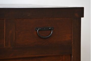 アンティーク家具　古民具・骨董　古い木製の大きな半箪笥(帳場箪笥)