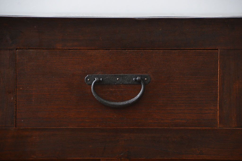 アンティーク家具　古民具・骨董　古い木製の大きな半箪笥(帳場箪笥)