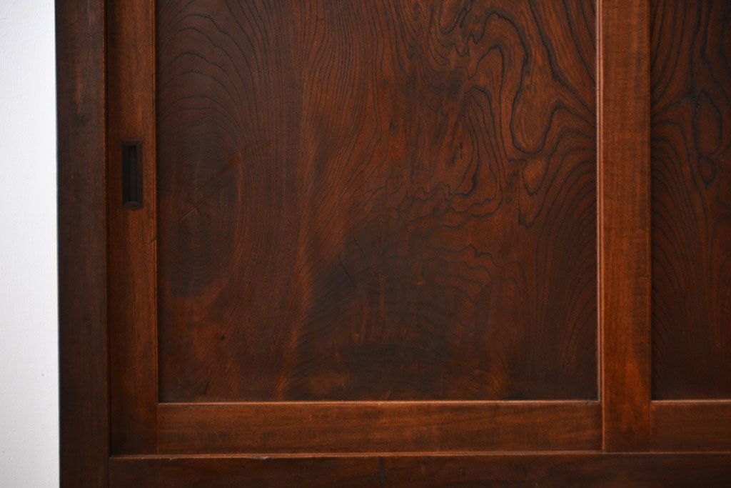 アンティーク家具　古民具・骨董　古い木製の大きな半箪笥(帳場箪笥)