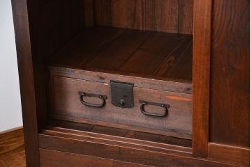 アンティーク家具　古民具・骨董　古い木製の大きな半箪笥(帳場箪笥)