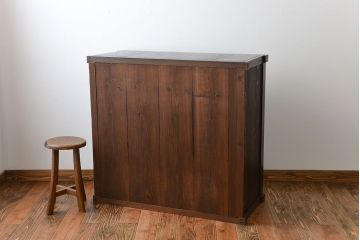 アンティーク家具　古民具・骨董　古い木製の大きな半箪笥(帳場箪笥)