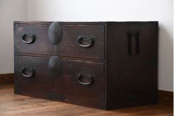 アンティーク家具　和製アンティーク　古い木の味わい深い時代箪笥ローボード(1)