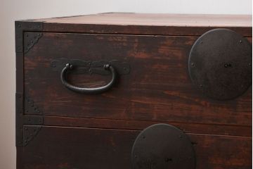 アンティーク家具　和製アンティーク　古い木の味わい深い時代箪笥ローボード(2)
