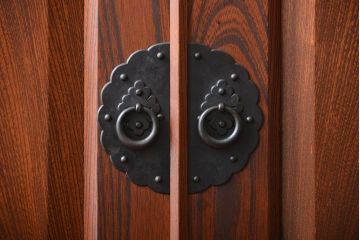 中古　民芸家具　欅材!重量感のある高級車箪笥