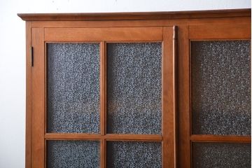 アンティーク家具　和製アンティーク　古い木製の彫刻が美しい大きな高級本箱(2)