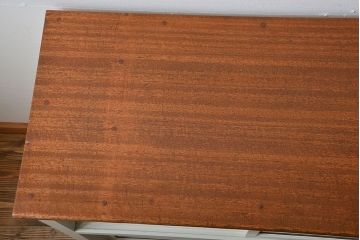 アンティーク家具　アンティーク　モールガラス入り!脚付きペイントキッチンサイドボード