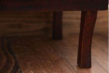 アンティーク家具　和製アンティーク　とても小さな古い木製の変わり型ちゃぶ台